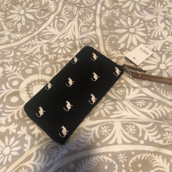 Modcloth Handbags - NWT Modcloth Cat Wallet with Leather Wristlet